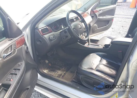 2010 Chevrolet Impala Ltz z USA, uszkodzony, nr VIN 2G1WC5EM1A1161210